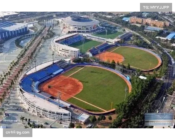 新都兴城垒球场馆体育展示覆盖全天 工作强度大 新都兴城垒球场馆体育展示覆盖全天 工作强度大